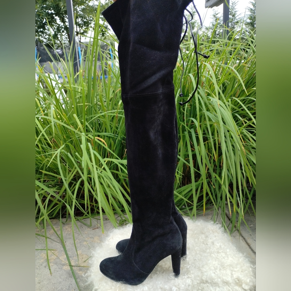 Stuart Weitzman Over the knee Black Suede Boots 6.5